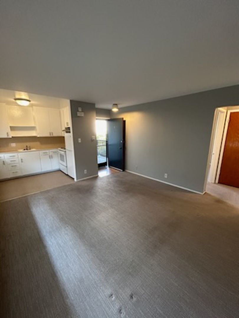 San Francisco Apartment: 37 States Street (534r)