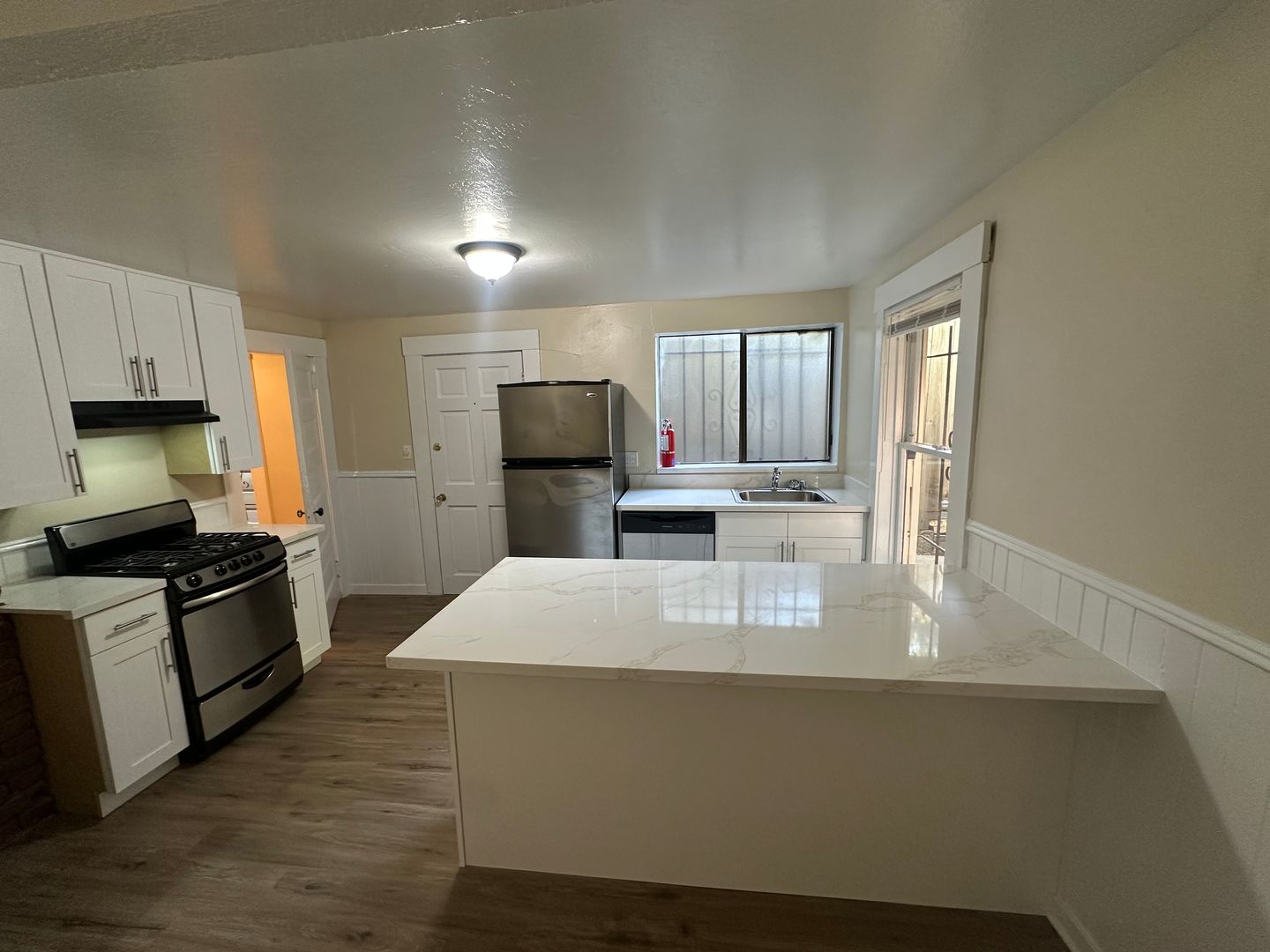 San Francisco Apartment: 362 Noe Street (1177r)