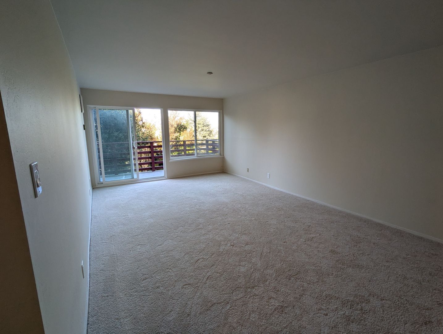 San Francisco Apartment: 4220 Cesar Chavez Street (307r)