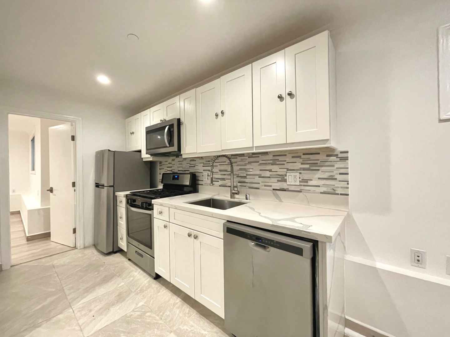 San Francisco Apartment: 1125 Union Street (7030r)