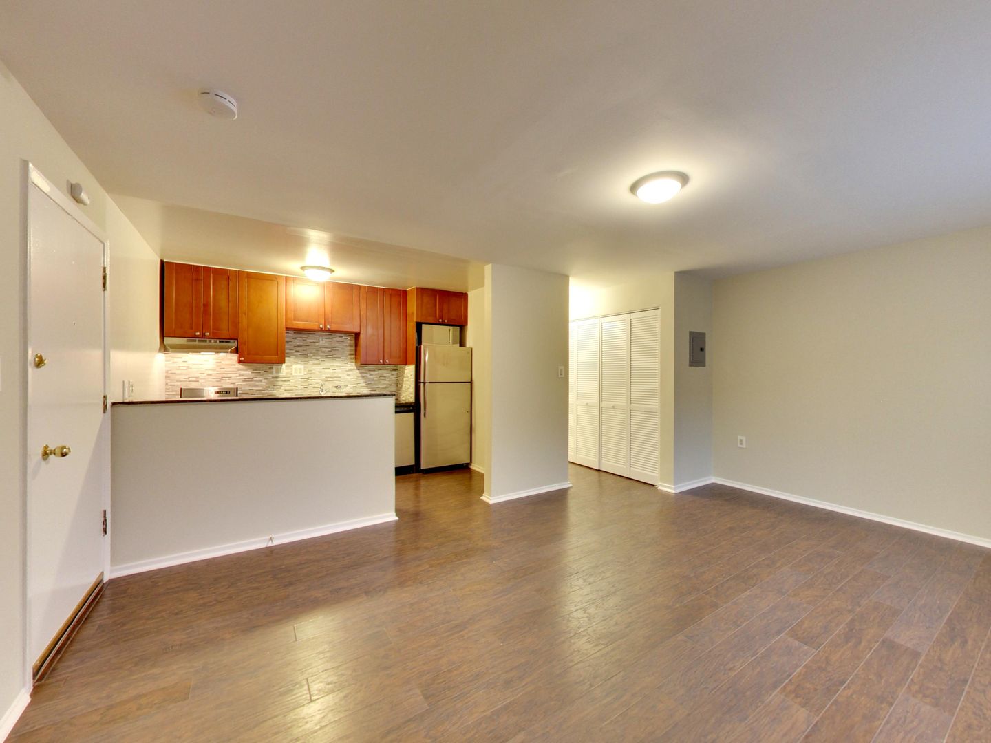 San Francisco Apartment: 1355 Lombard Street (1299r)