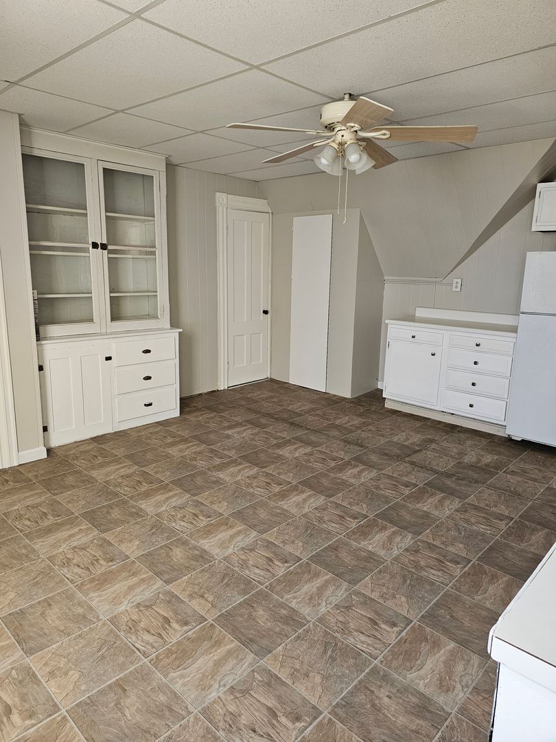 Manchester Apartment: 495 Rimmon St