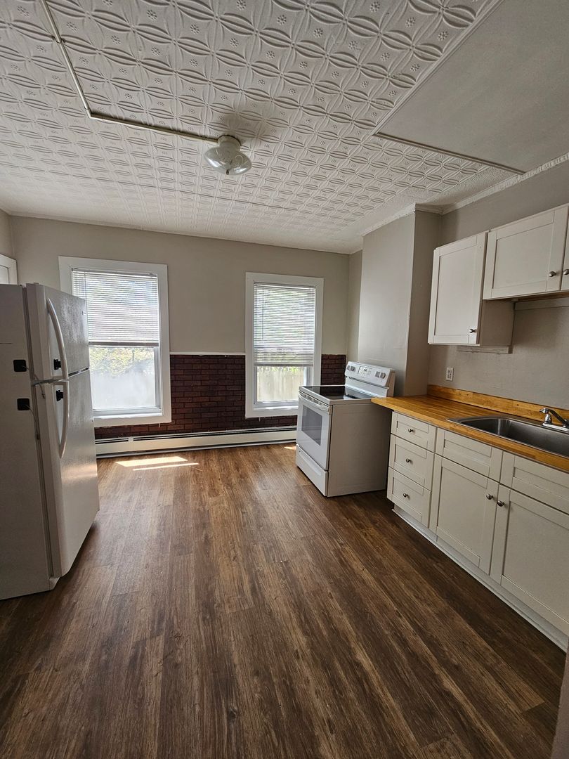 Manchester Apartment: 70 Cleveland St