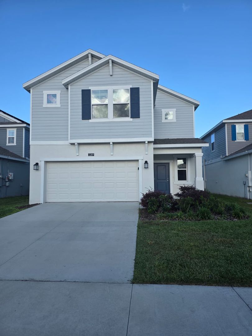 Kissimmee House: 2289 Amorie Dr