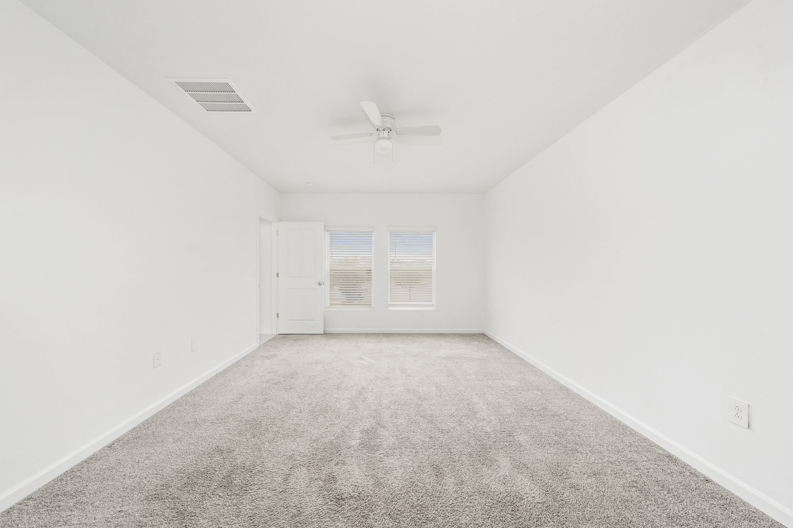 4816 Edensbridge Ln 11 of 12