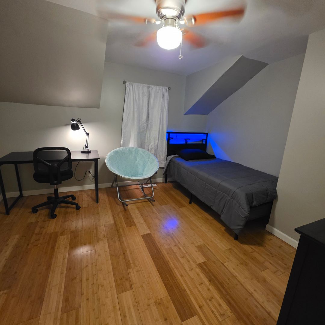 Tonawanda Apartment: 149 Adam Street