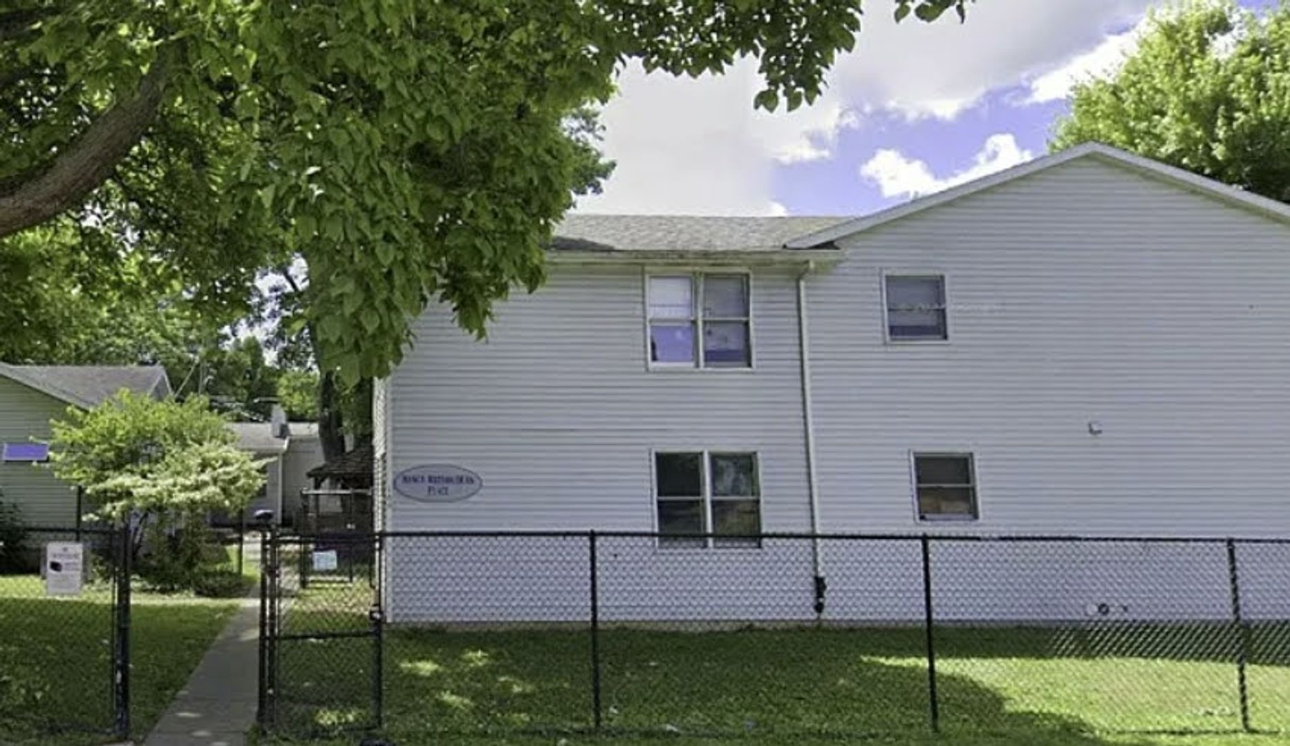 Rochester Apartment: 165 Atkinson St #7