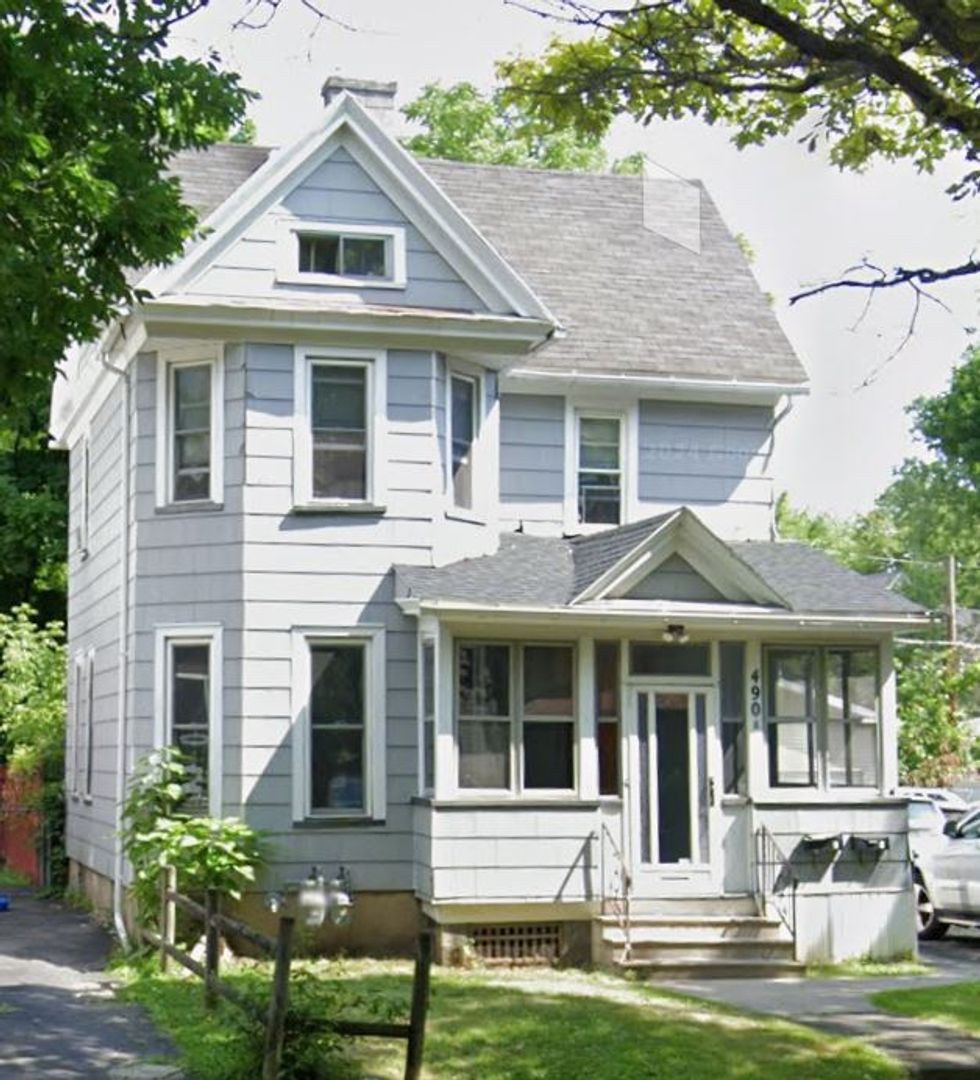 Rochester Apartment: 490 Glenwood Avenue