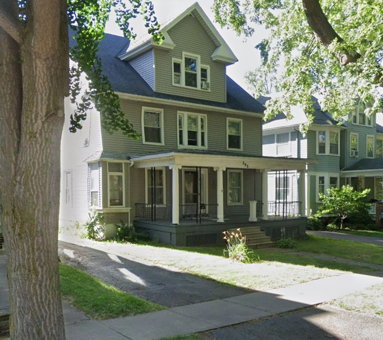 Rochester Apartment: 293 Dartmouth St