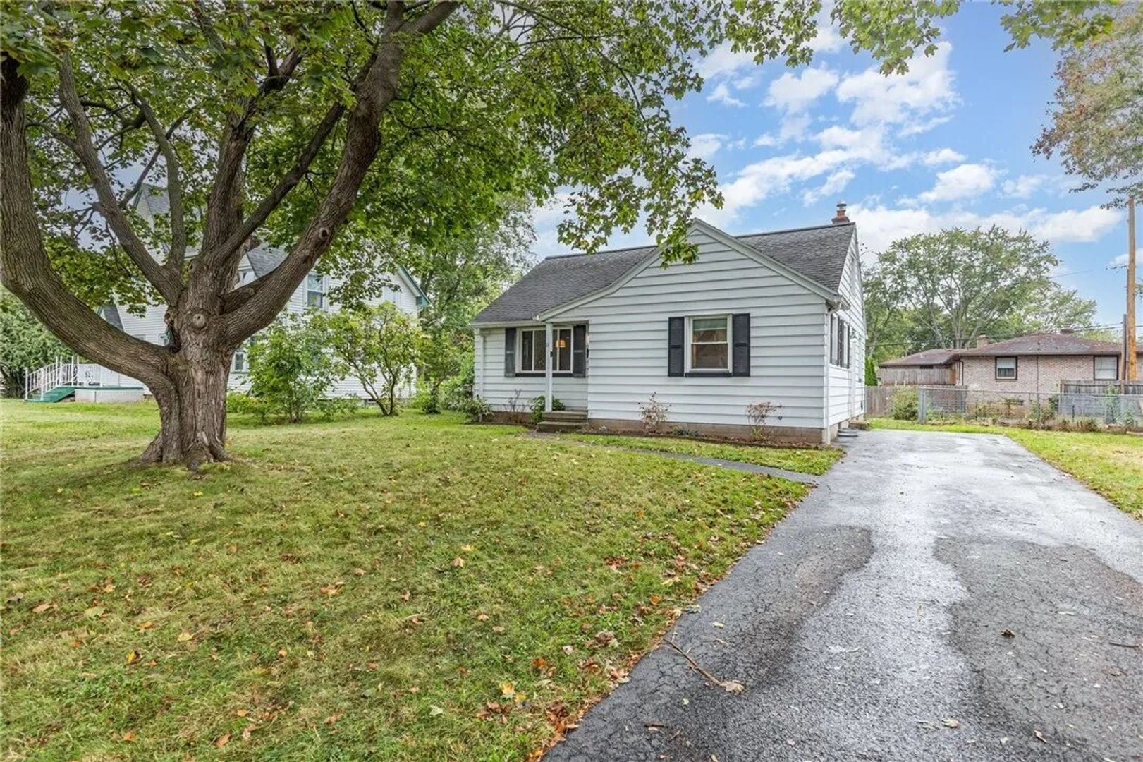 Rochester House: 11 Hedge Street