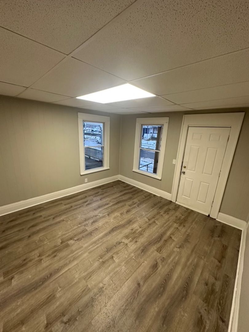 Rochester Apartment: 142-144 Bowman St