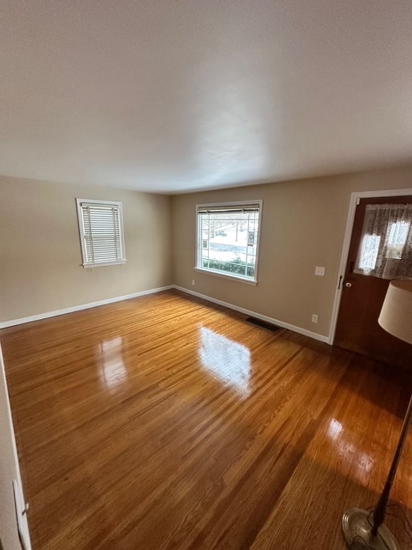 Rochester House: 108 Glenbrook Road