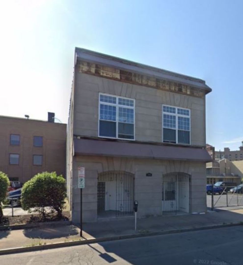 Rochester Apartment: 96 Liberty Pole Way