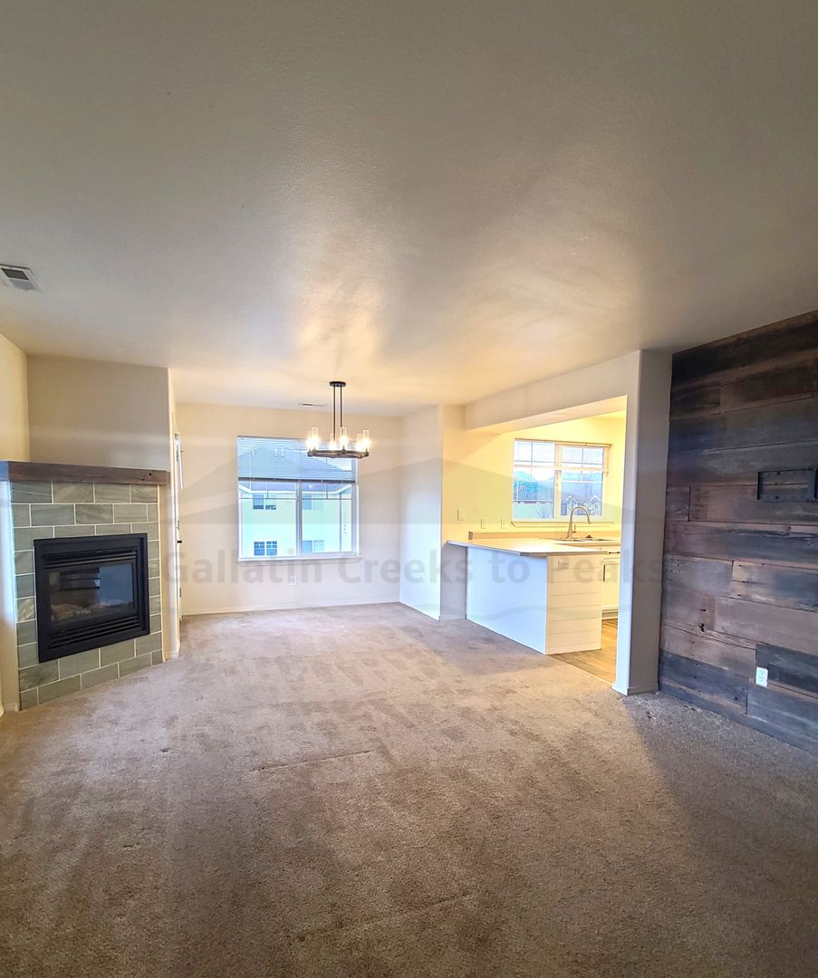 Bozeman Apartment: 1098 Longbow Lane Unit H