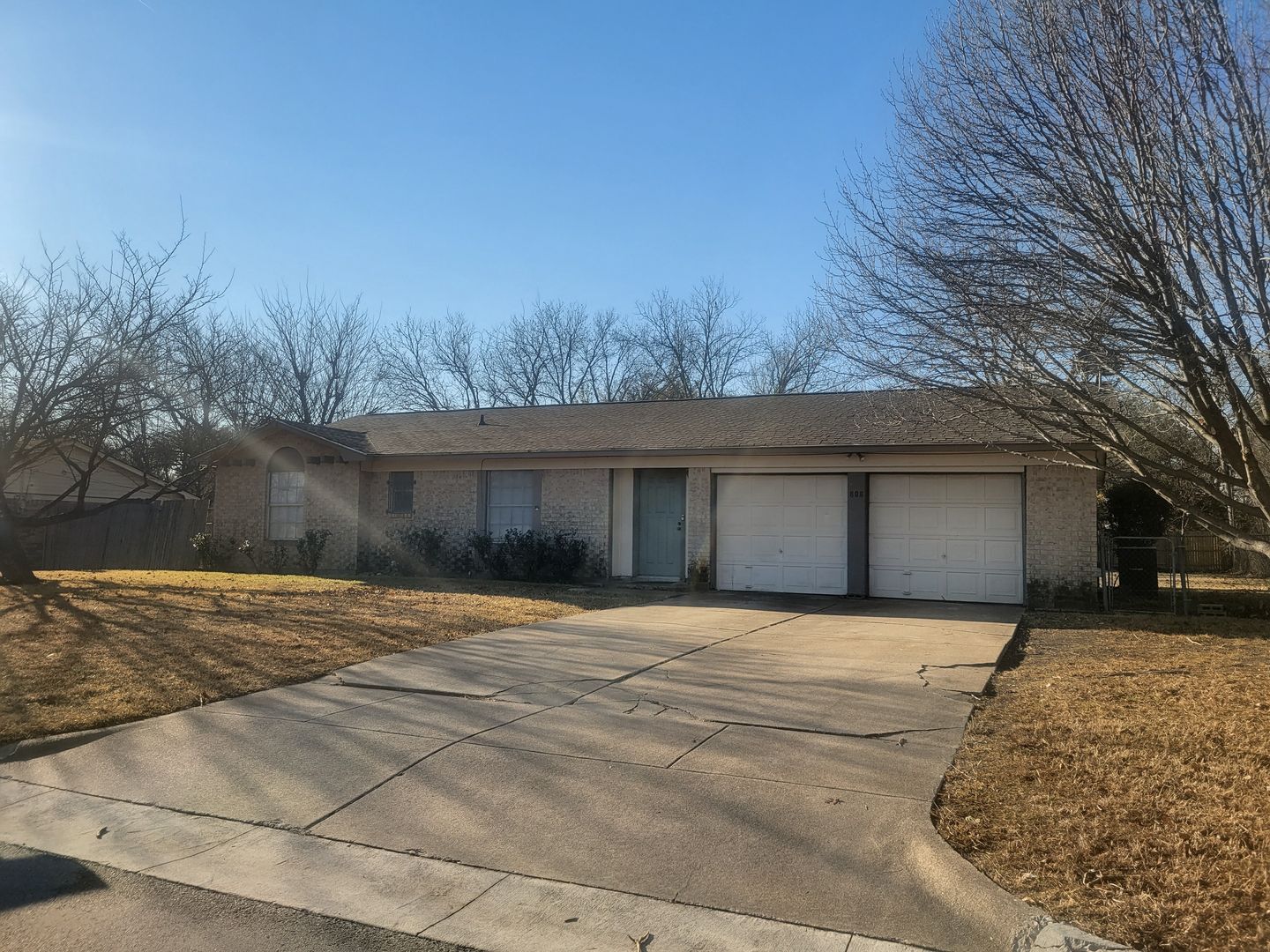 Benbrook House: 806 Keller Ave
