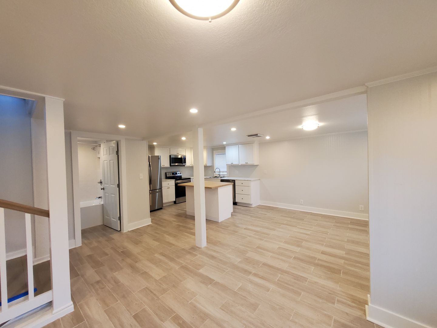 Galveston Apartment: 1613 17th St