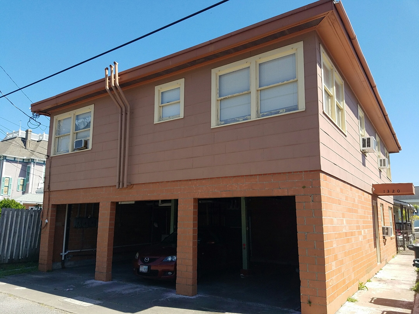 Galveston Apartment: 1320 Postoffice