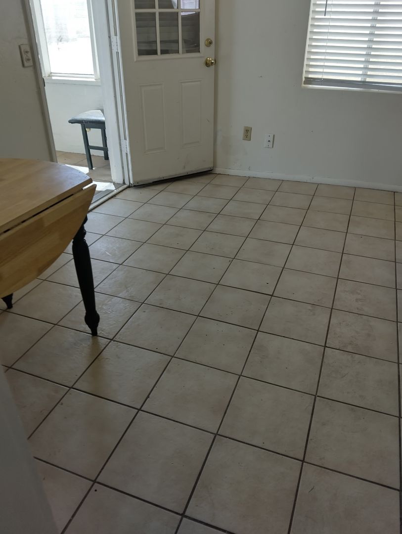 Phoenix Apartment: 1340 W Hatcher Rd