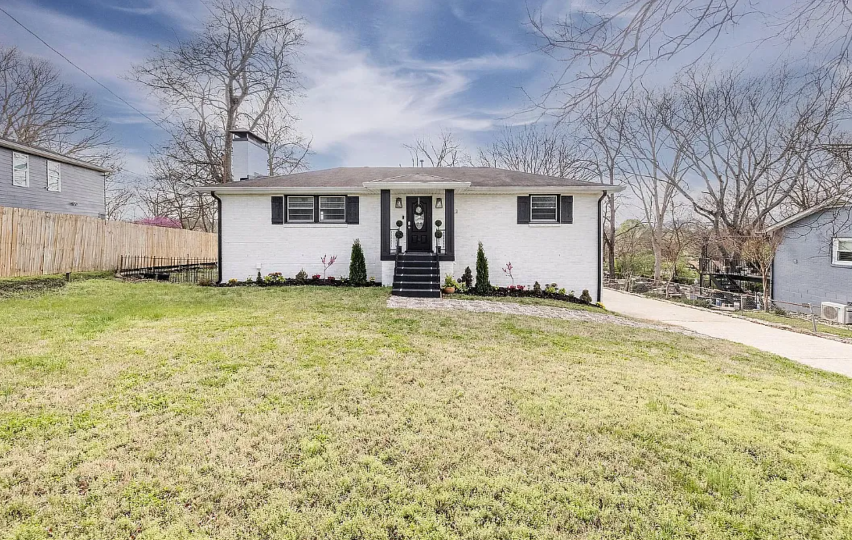 Nashville House: 623 Westboro Dr