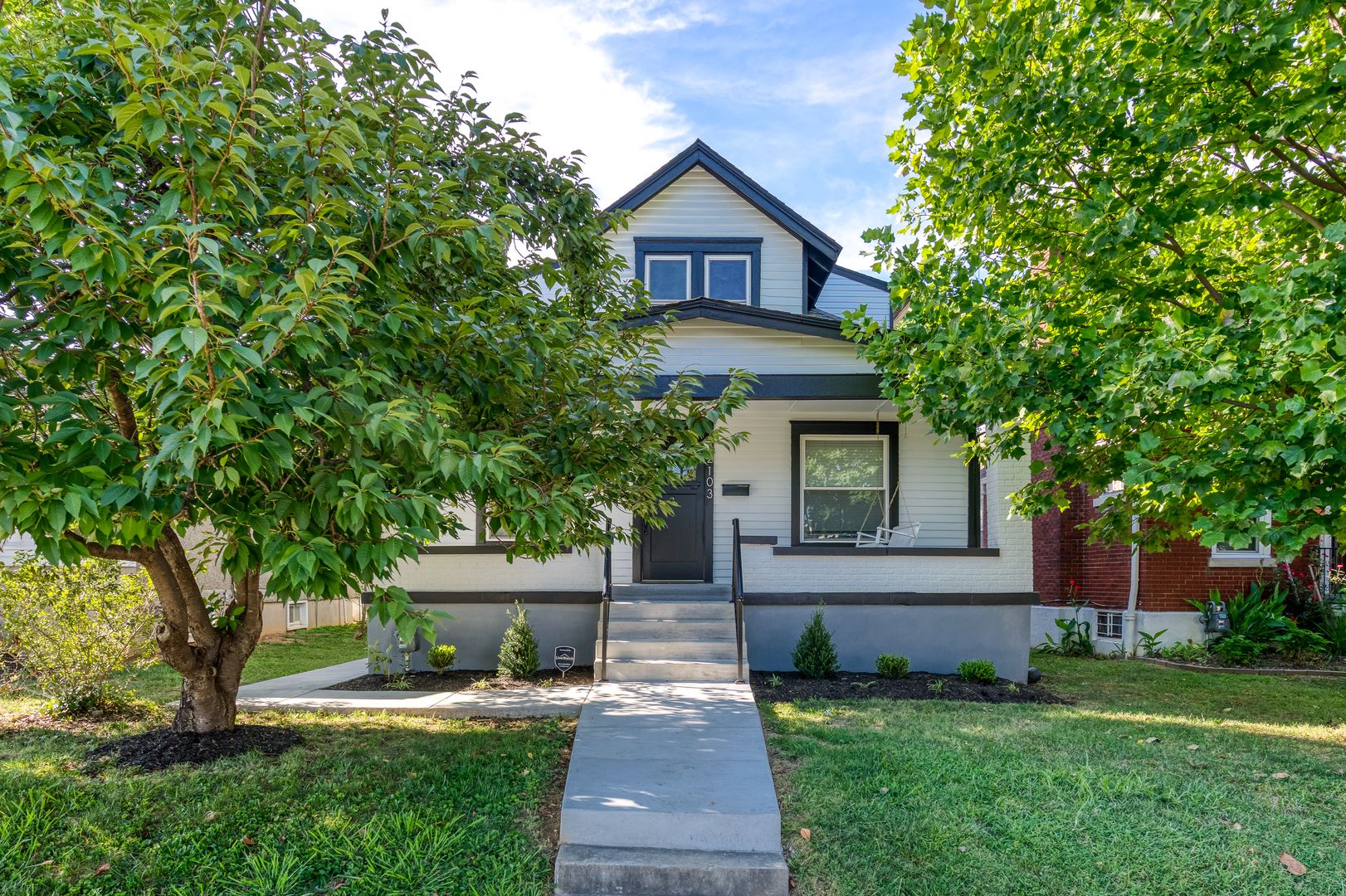Louisville House: 2103 Wrocklage Ave