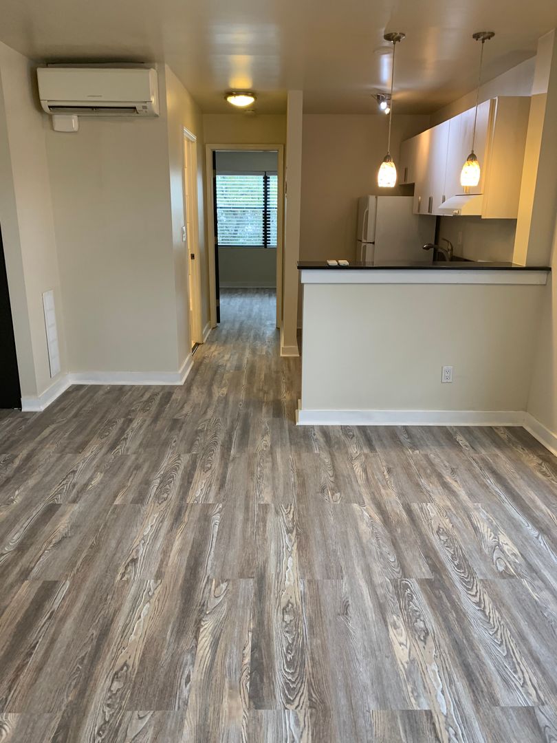Flats on Frankfort 6 of 12