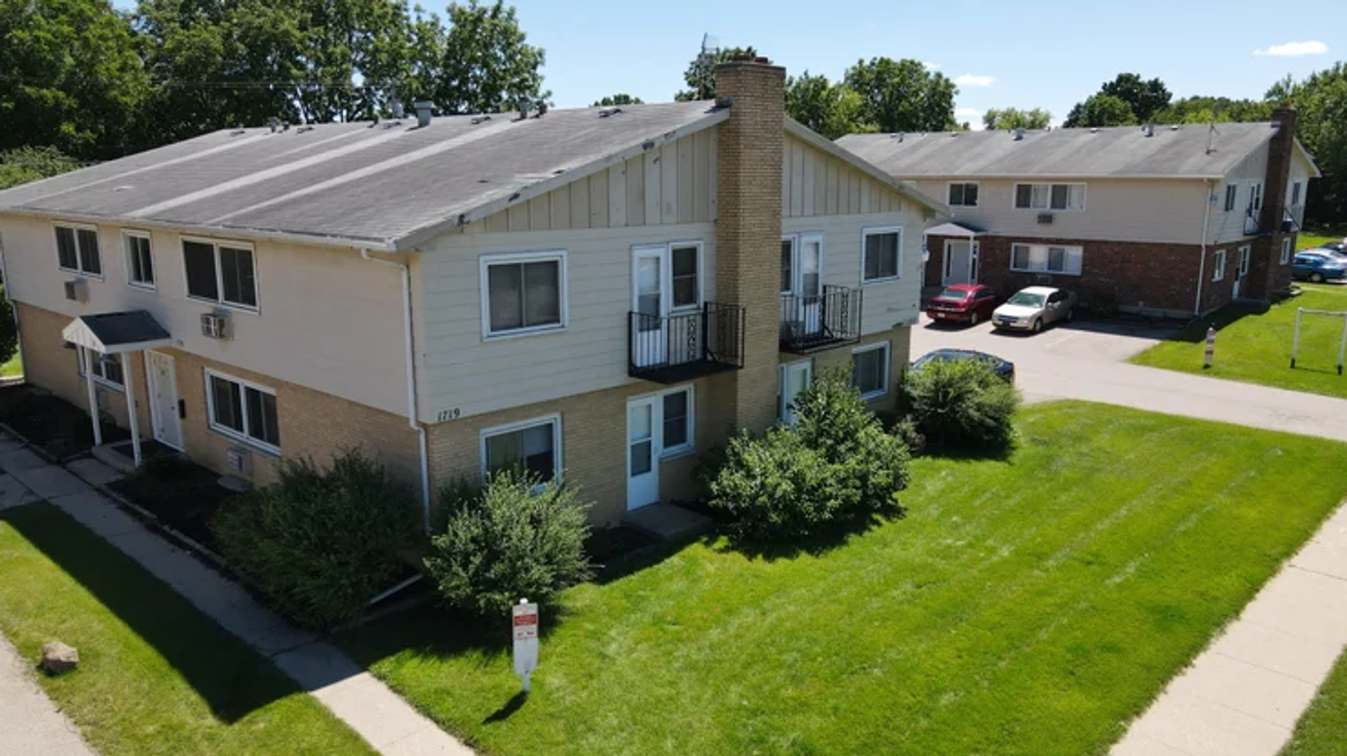 Madison Apartment: 1705 Onsgard - 3832 Orin
