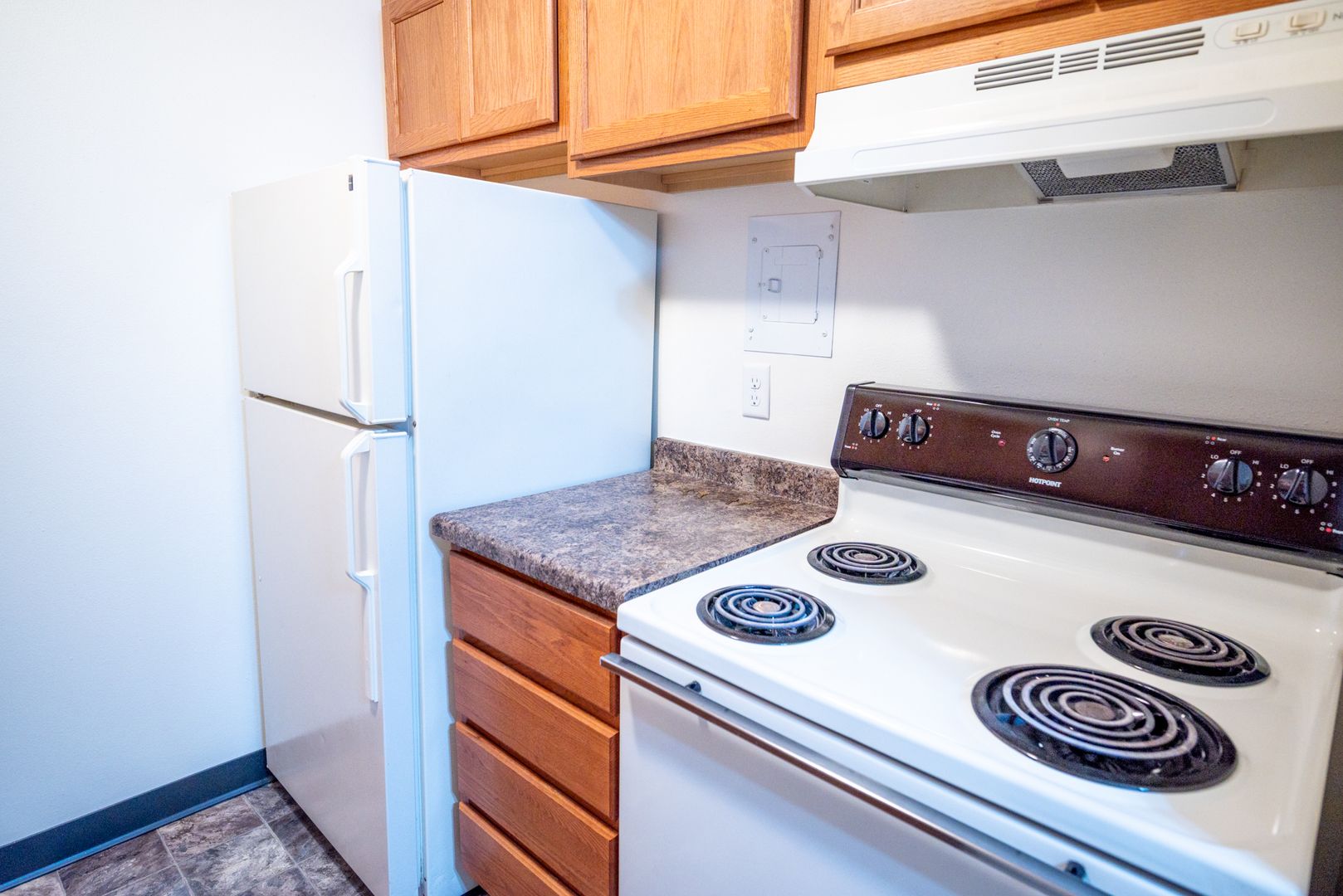 Sun Prairie Apartment: 242 Amber Trail