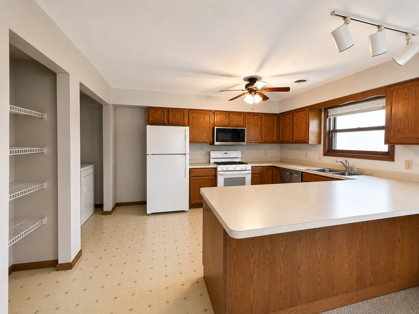 Lodi Apartment: 207-209 Columbus Street