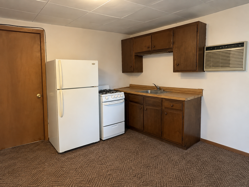 1 Bed / 1 Bath at West Adams Apartments – photo 1