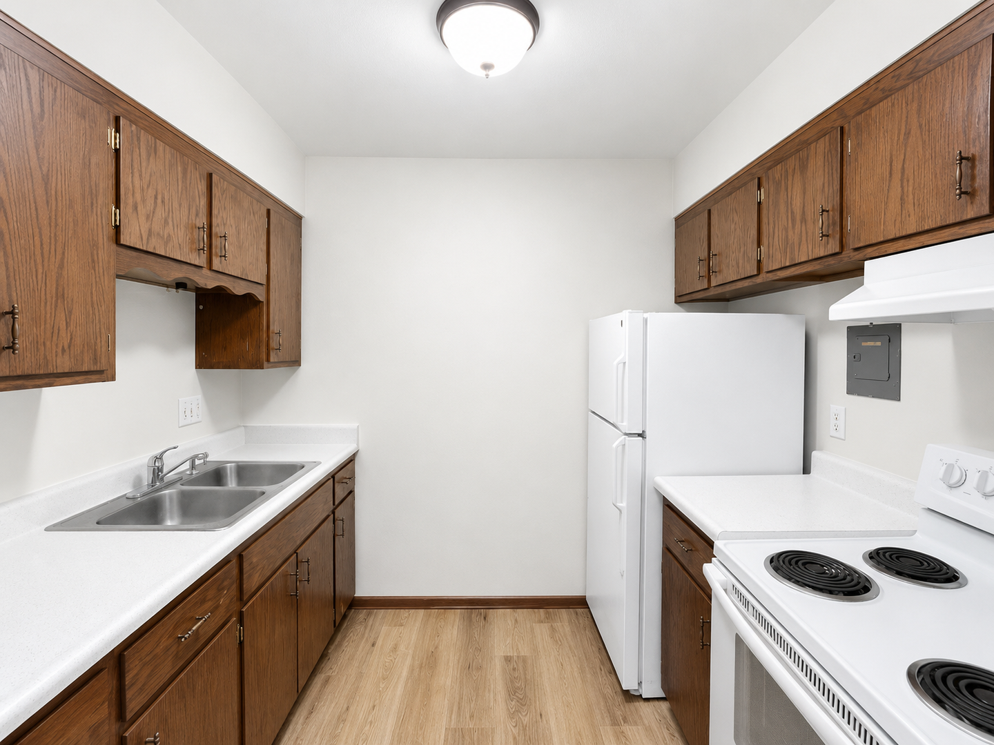 Madison Apartment: 2809-2811 Andes Drive