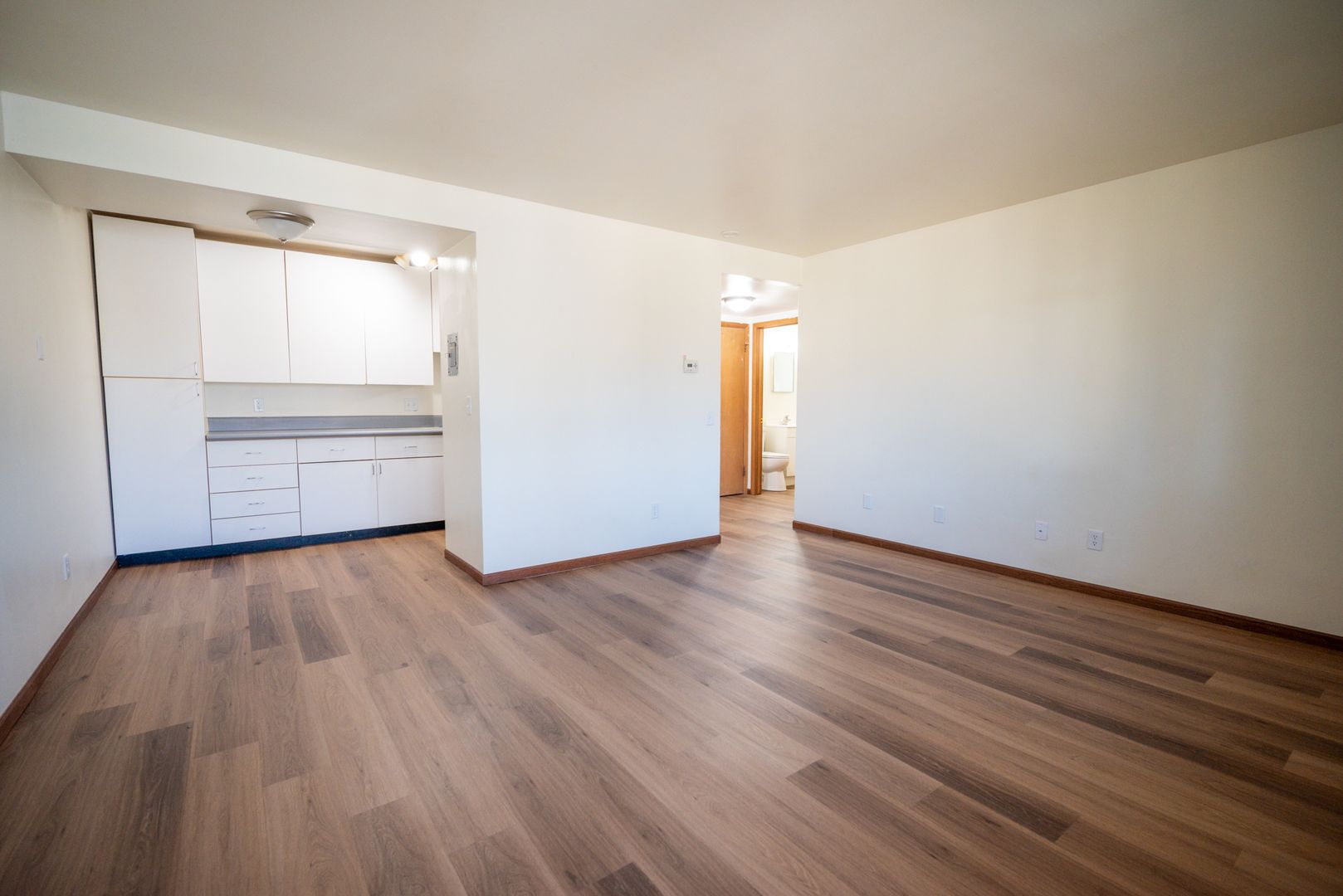 Madison Apartment: 1001-1009 GILBERT ROAD
