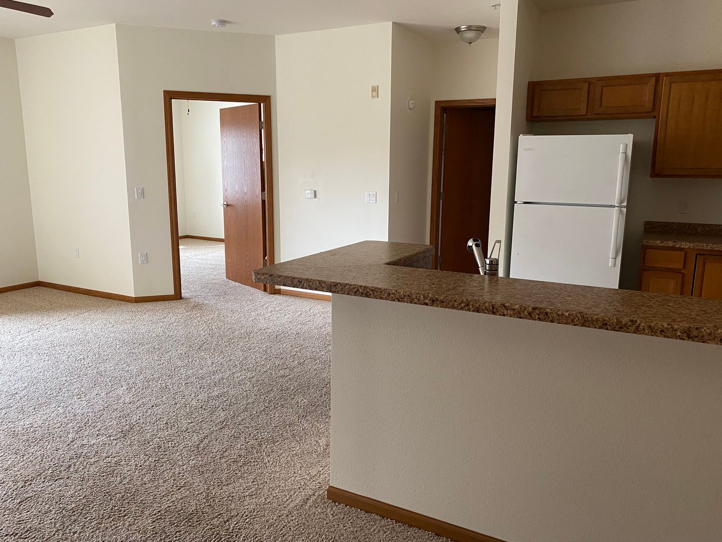 OREGON Apartment: 101 Elliot Lane - 218 Wolfe Street