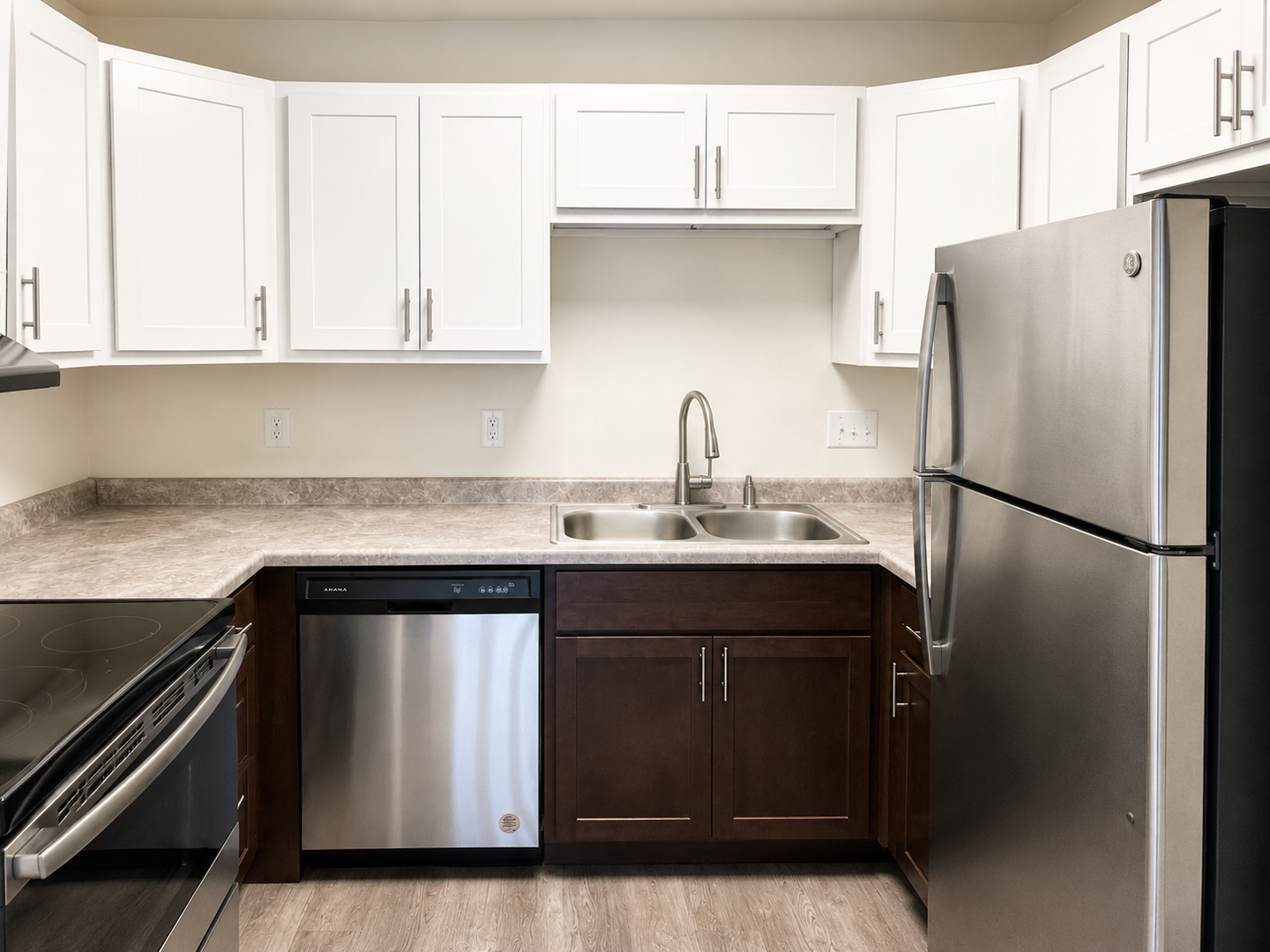 Madison Apartment: 1609 N. Thompson Dr.