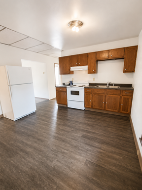 2 Bed / 1 Bath Apartment at Pearl Street Apartments