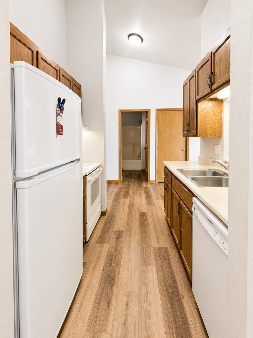 Lake Delton Apartment: 231-241 N Burritt Avenue