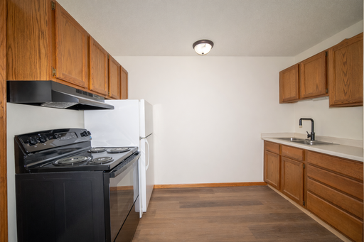 1 Bed / 1 Bath Apartment in Tomah, WI – photo 1
