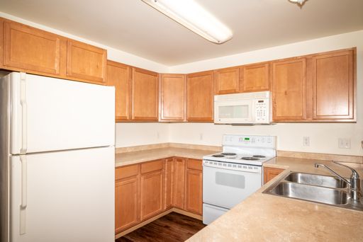 1 Bed / 1.5 Bath Loft at McComb Place Apartments – photo 1
