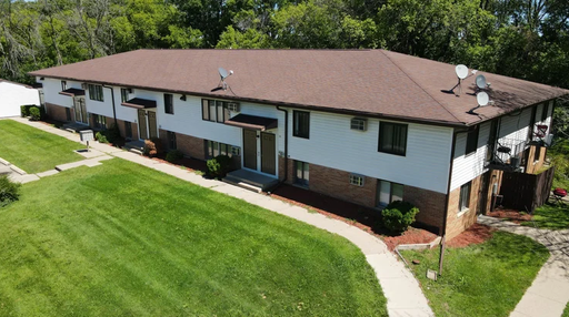 2 Bedroom / 1 Bath Apartment at Freedom Park Apartments – photo 1