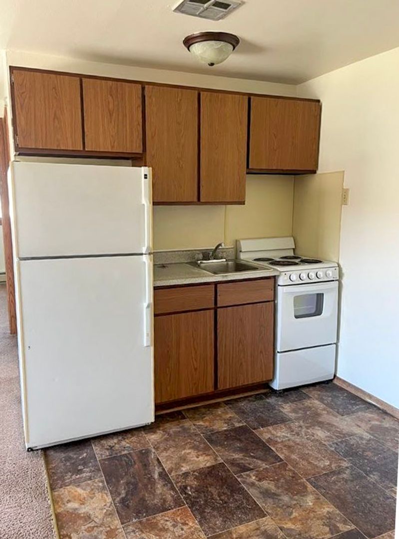 Madison Apartment: 1705 Onsgard - 3832 Orin