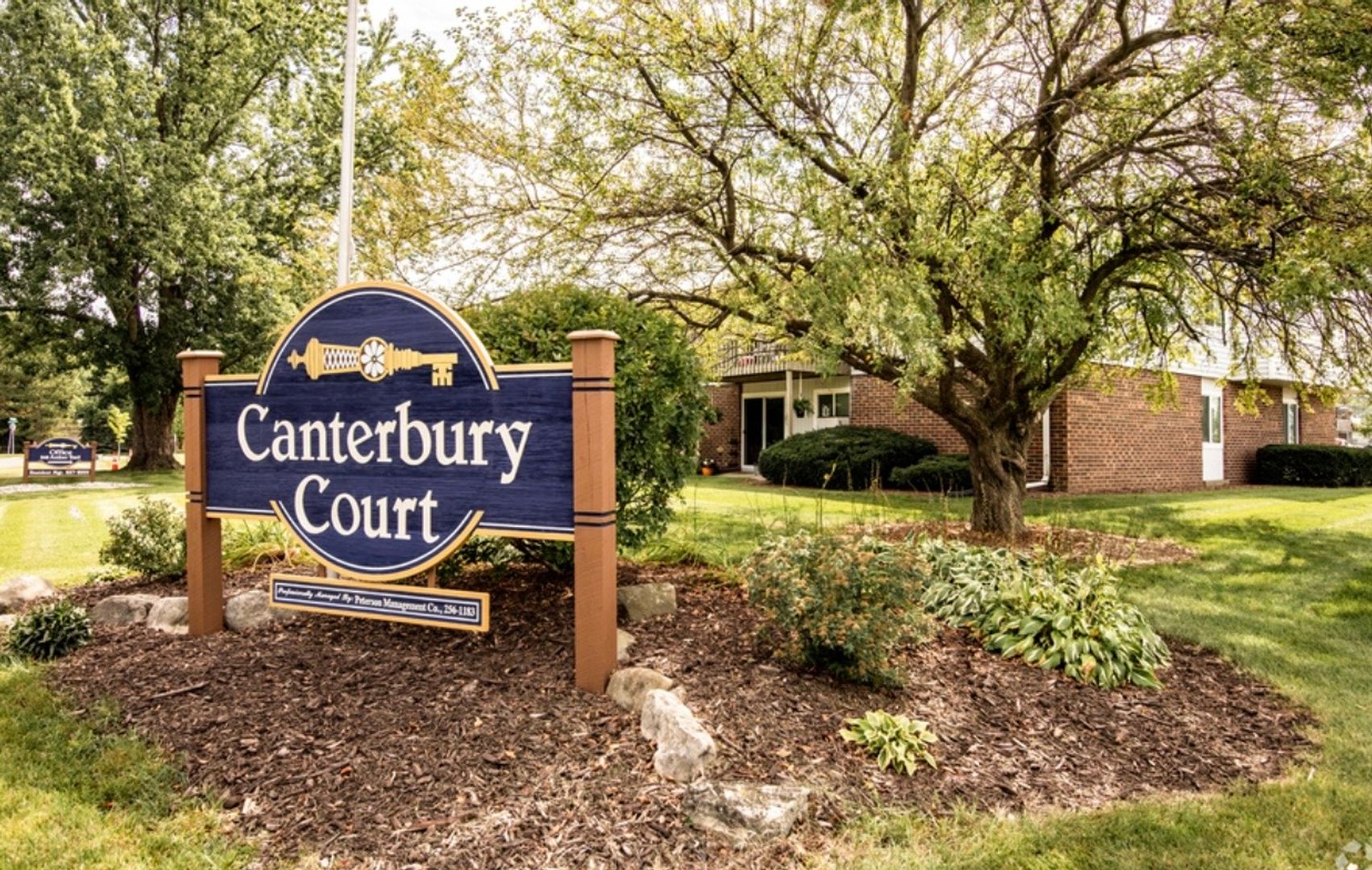 Sun Prairie Apartment: 242 Amber Trail