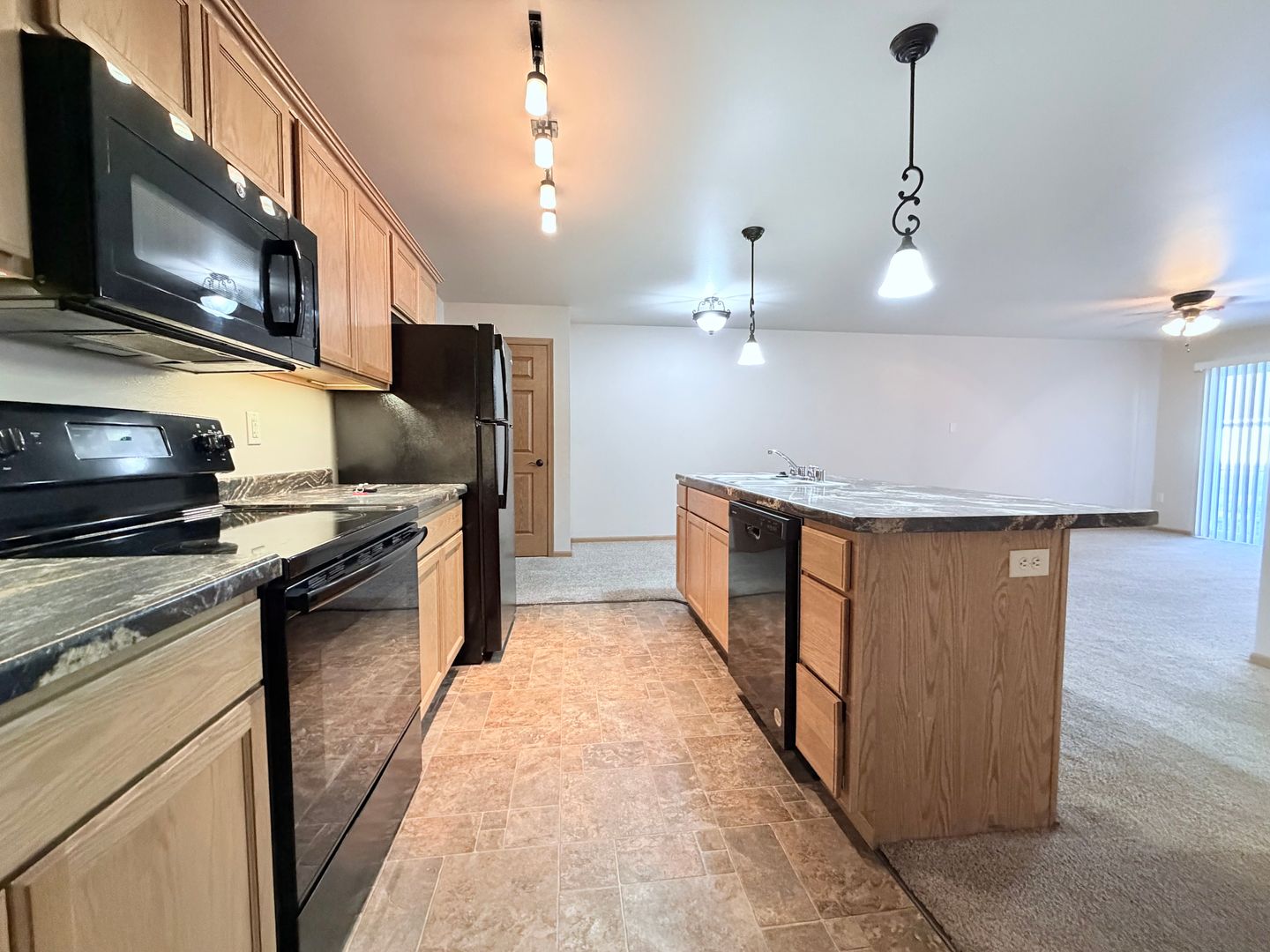 Tomah Apartment: 1010-1028 Berry Avenue