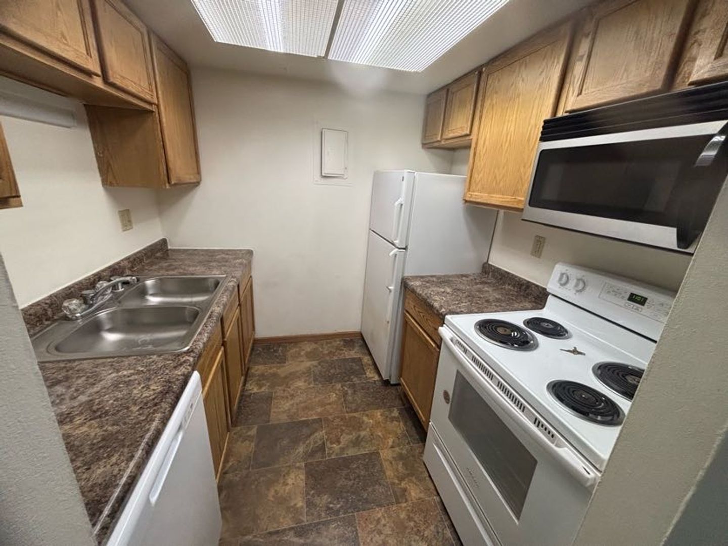 Madison Apartment: 1705 Onsgard - 3832 Orin