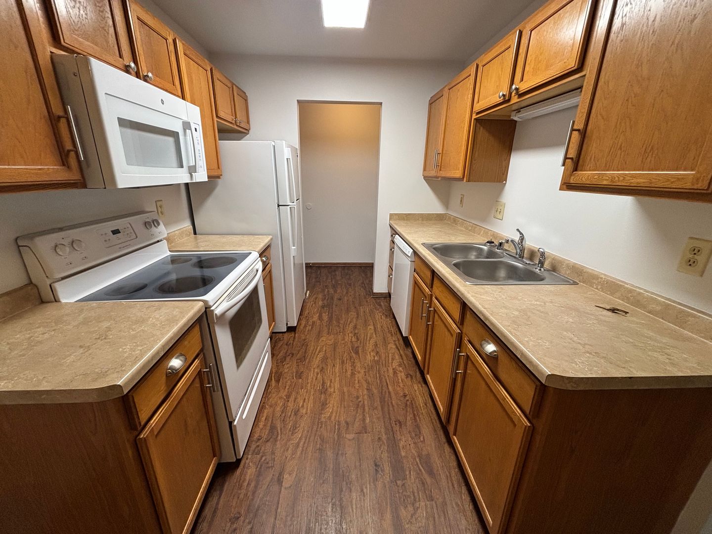 Sun Prairie Apartment: 31-35 Hart Road