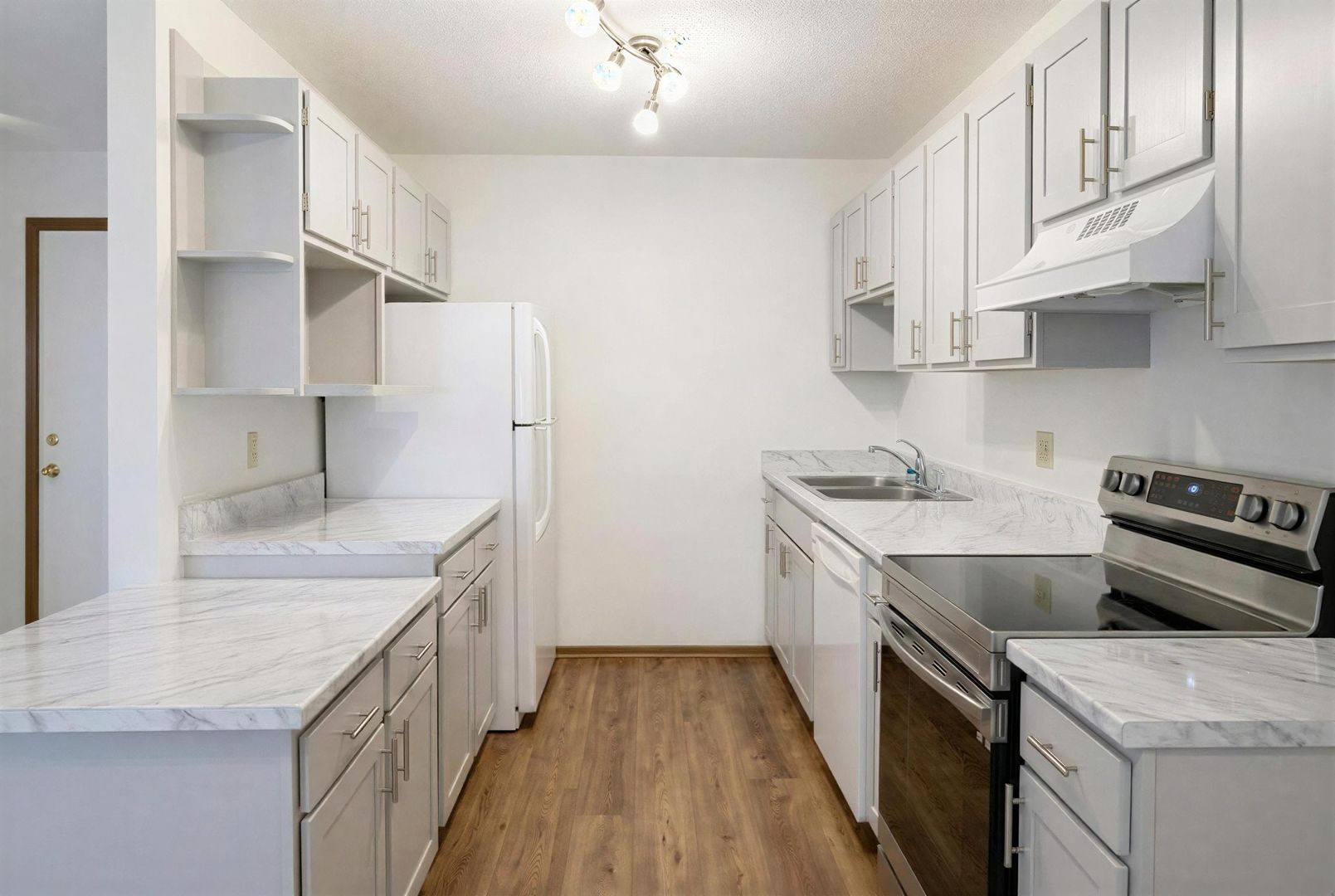 Tomah Apartment: 202-260 Murdock St