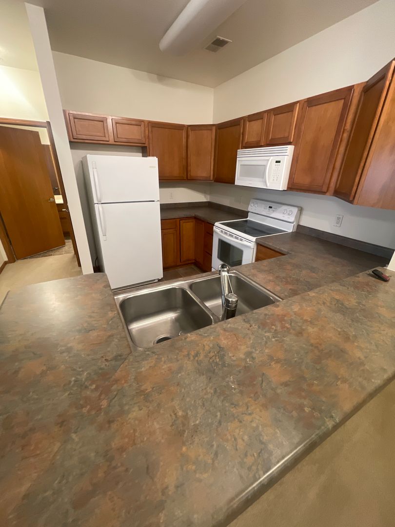 OREGON Apartment: 101 Elliot Lane - 218 Wolfe Street