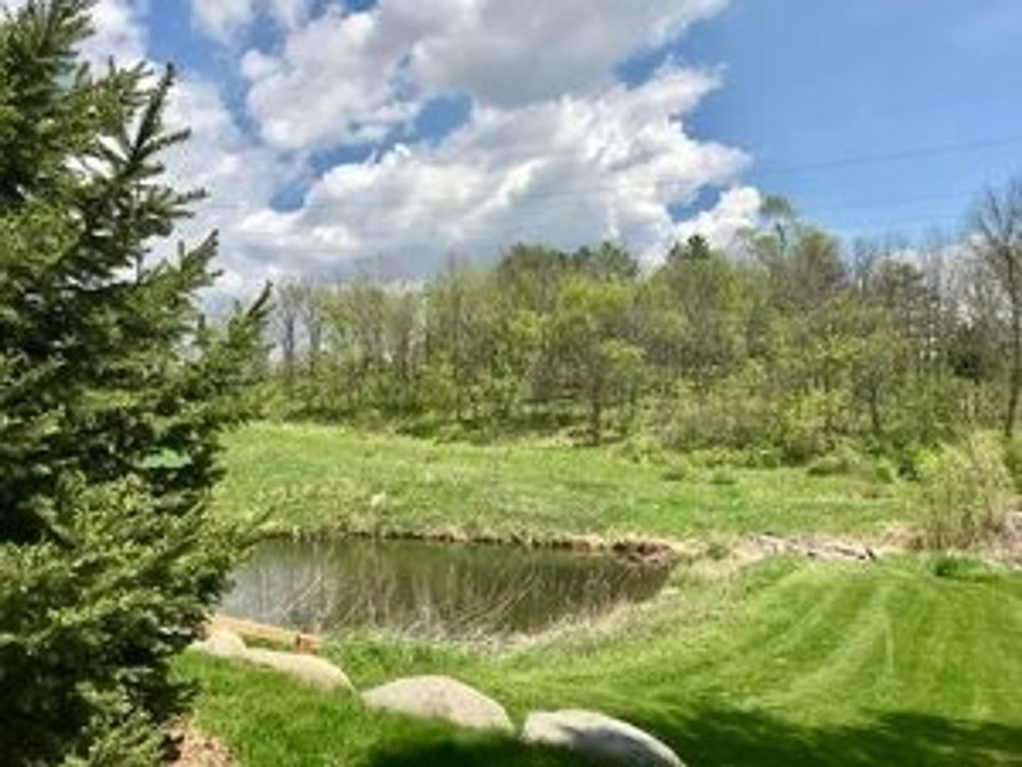 BARABOO Apartment: 915 ELLIS Avenue