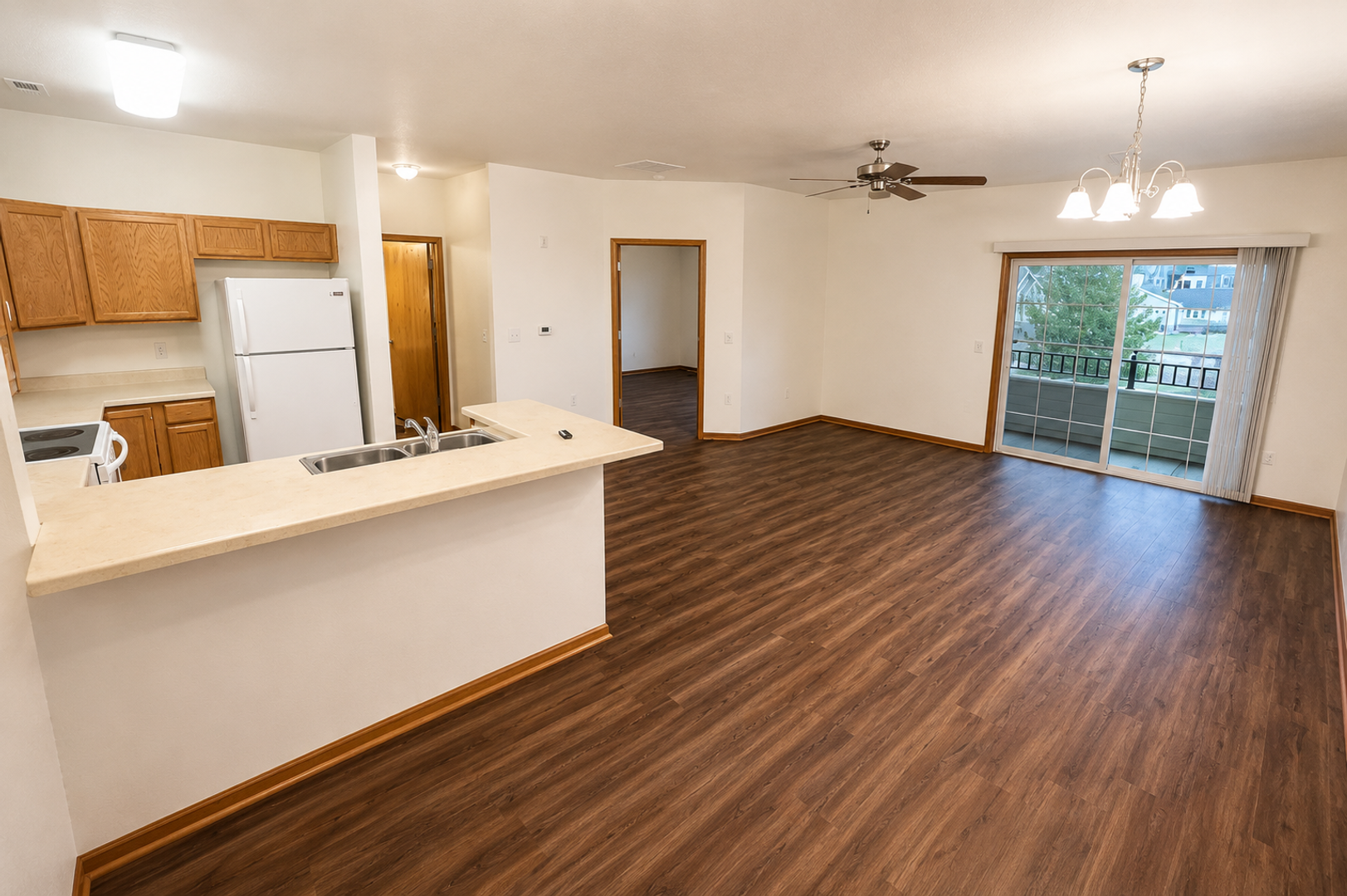 Oregon Apartment: 101 Elliot Lane - 218 Wolfe Street
