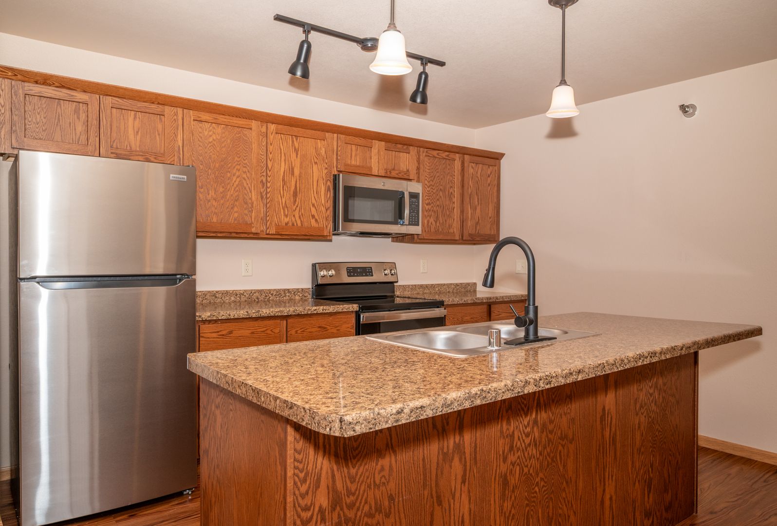 Tomah Apartment: 505 Larkin Street