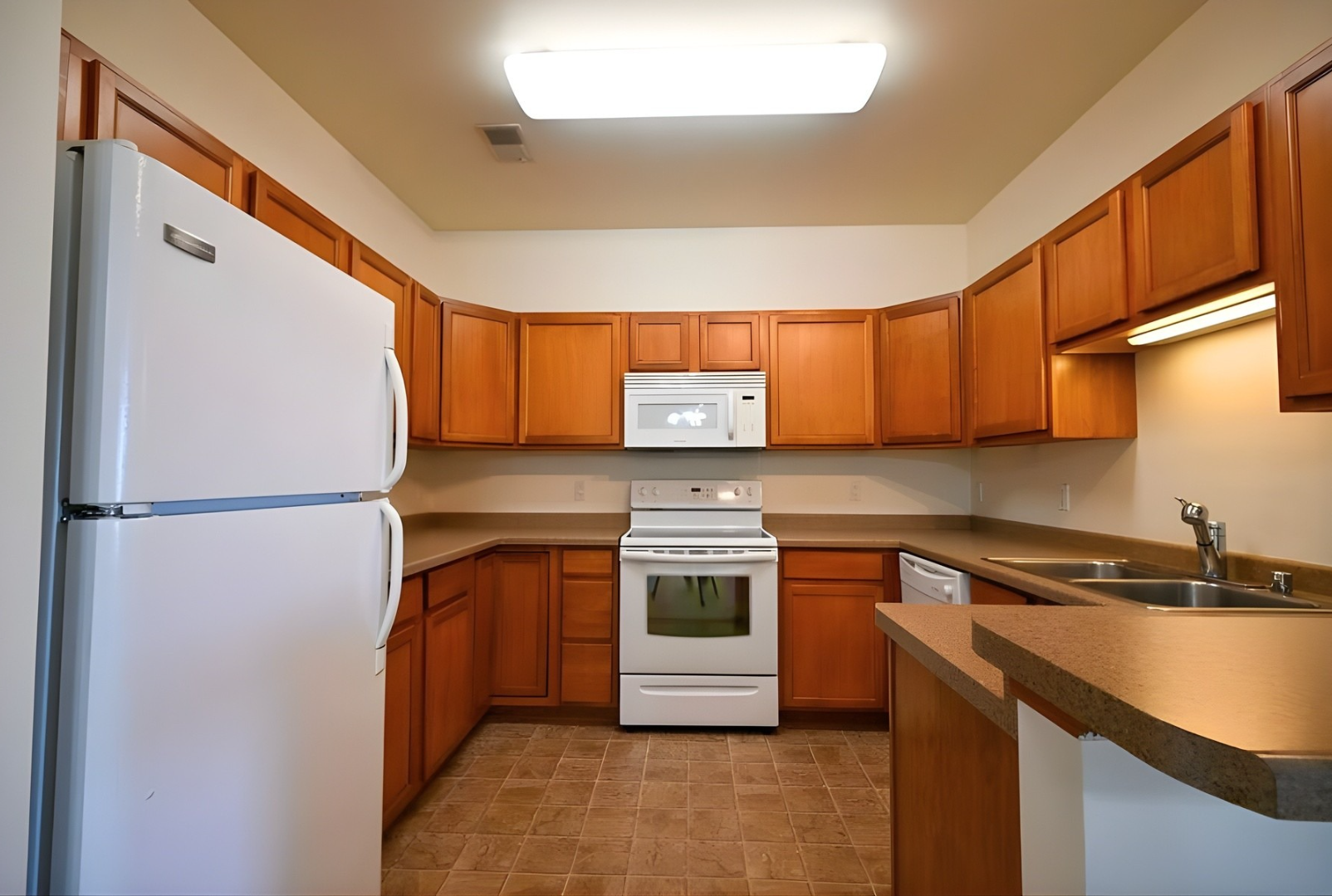 OREGON Apartment: 101 Elliot Lane - 218 Wolfe Street