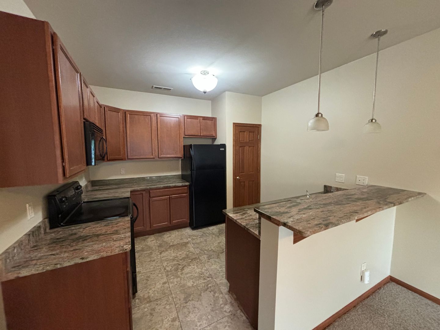 Madison Apartment: 1517 Martin St.